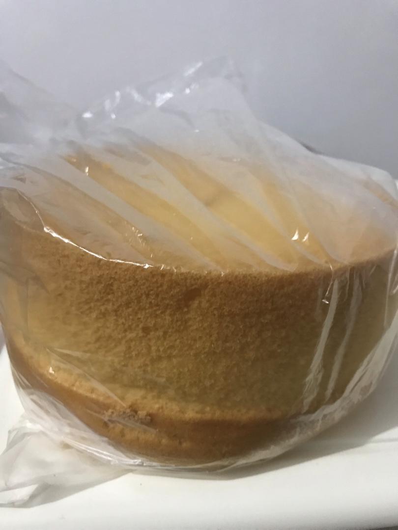 用中筋面粉做的戚风蛋糕