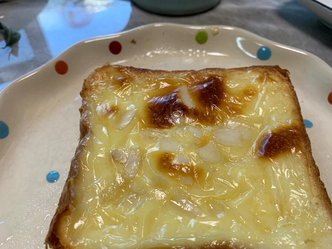 零失败快手岩烧乳酪(熔岩吐司)十分钟网红早餐，好吃哭
