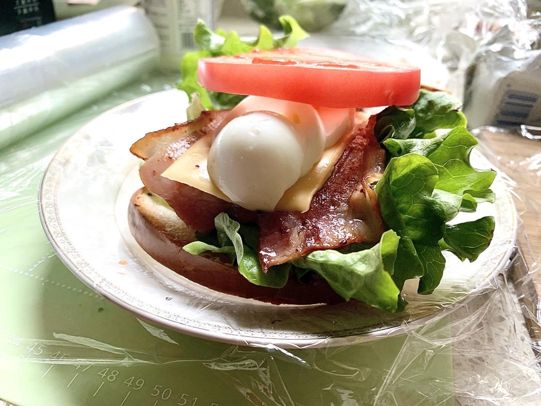 如何做超厚的沼三明治~详细tip！牛油果鸡蛋午餐肉三明治~