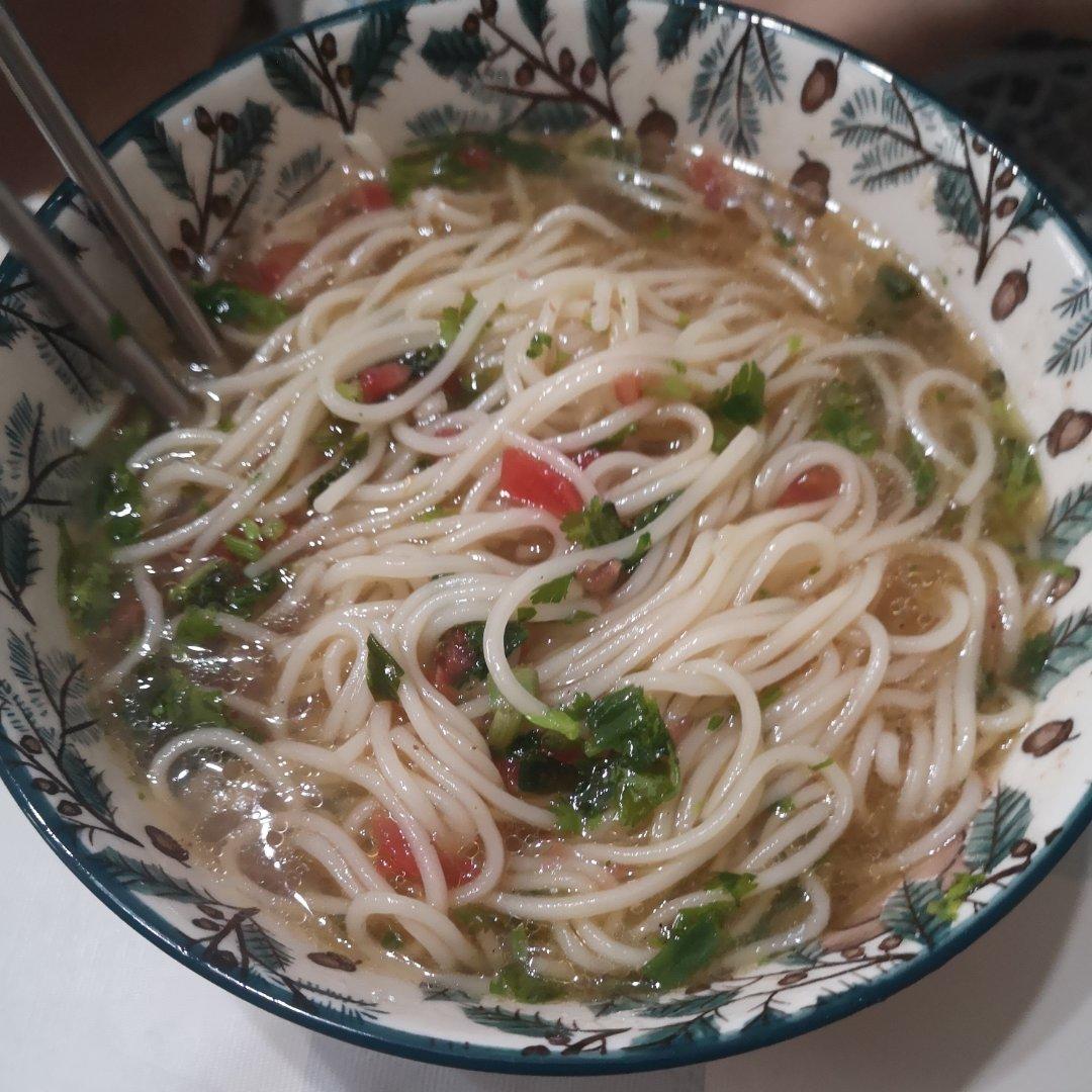 一碗热汤面