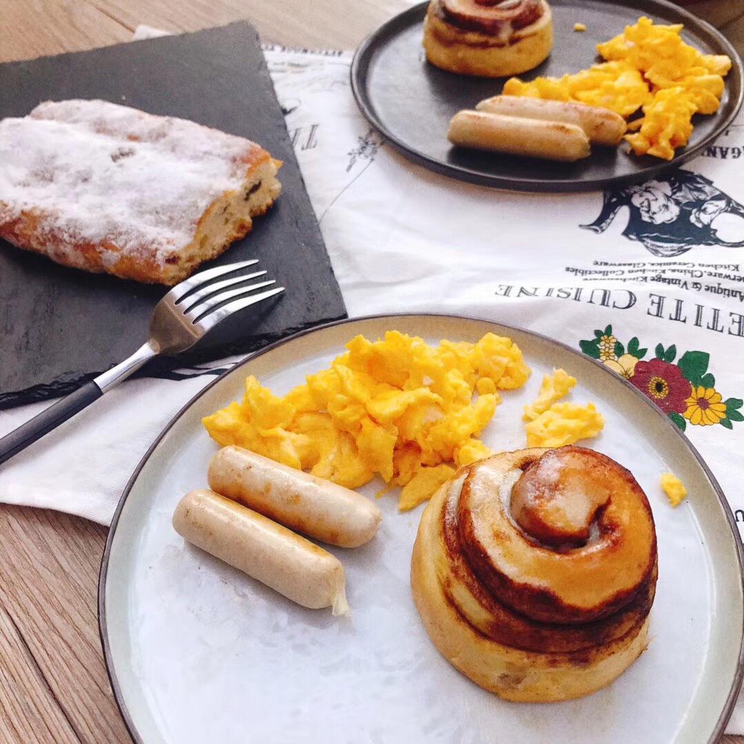 一次成功的正宗美国肉桂卷 The Best Cinnamon Rolls