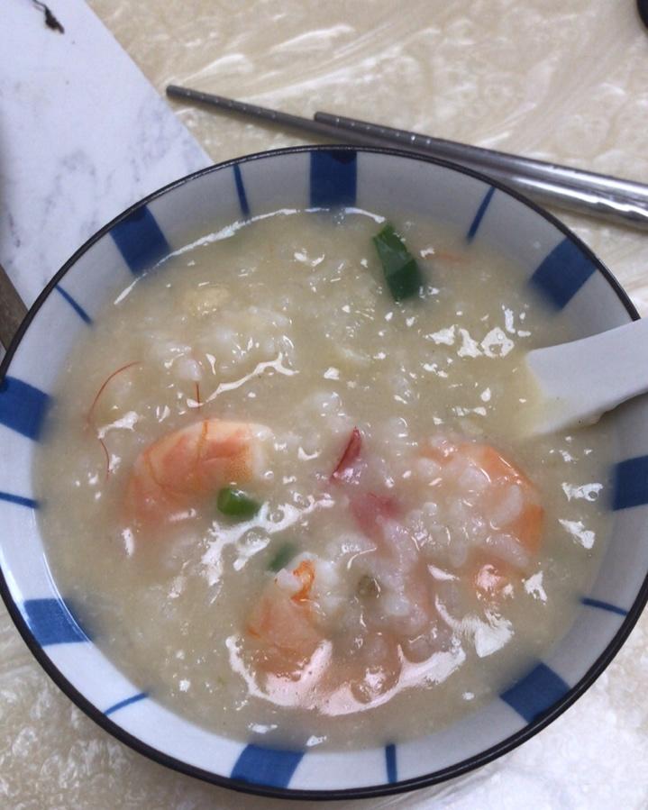 完爆大排档的潮汕砂锅虾粥！