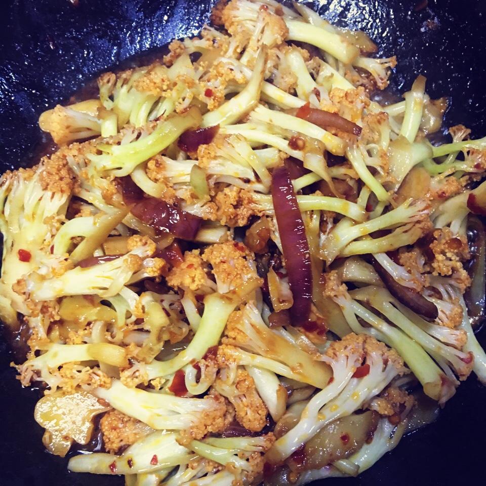 很“浪费”米饭的家常菜之一-------干锅菜花