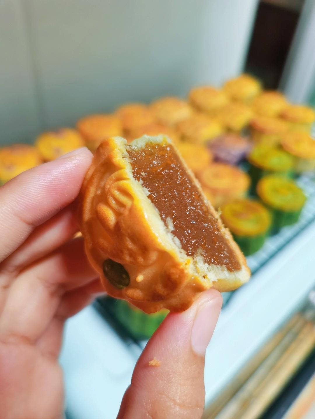 万能广式月饼皮（附上菠萝月饼制作）