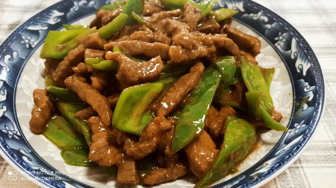 牛肉这样做，简直就是入口即化的感觉，嫩炒牛肉