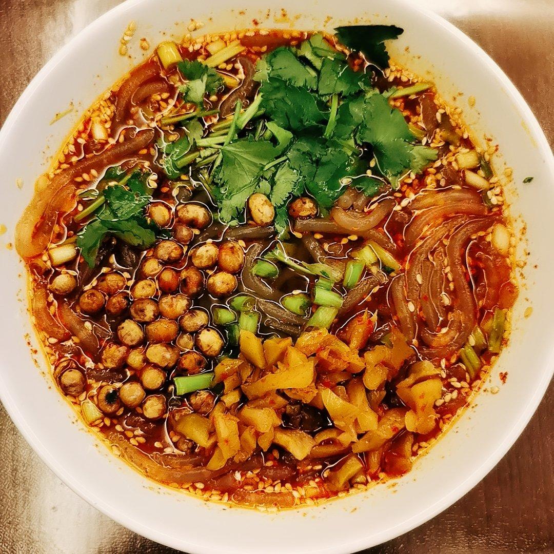 最开胃的酸辣粉做法，果断收藏！🍜