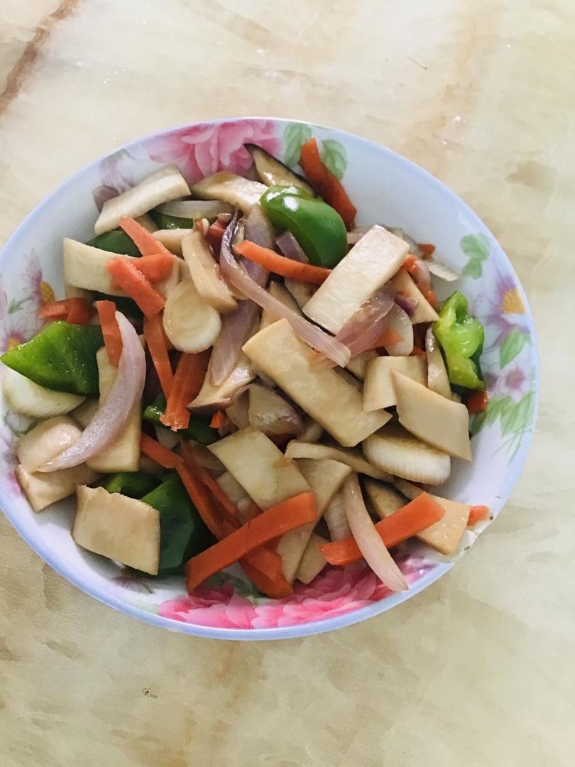 洋葱遇到杏鲍菇