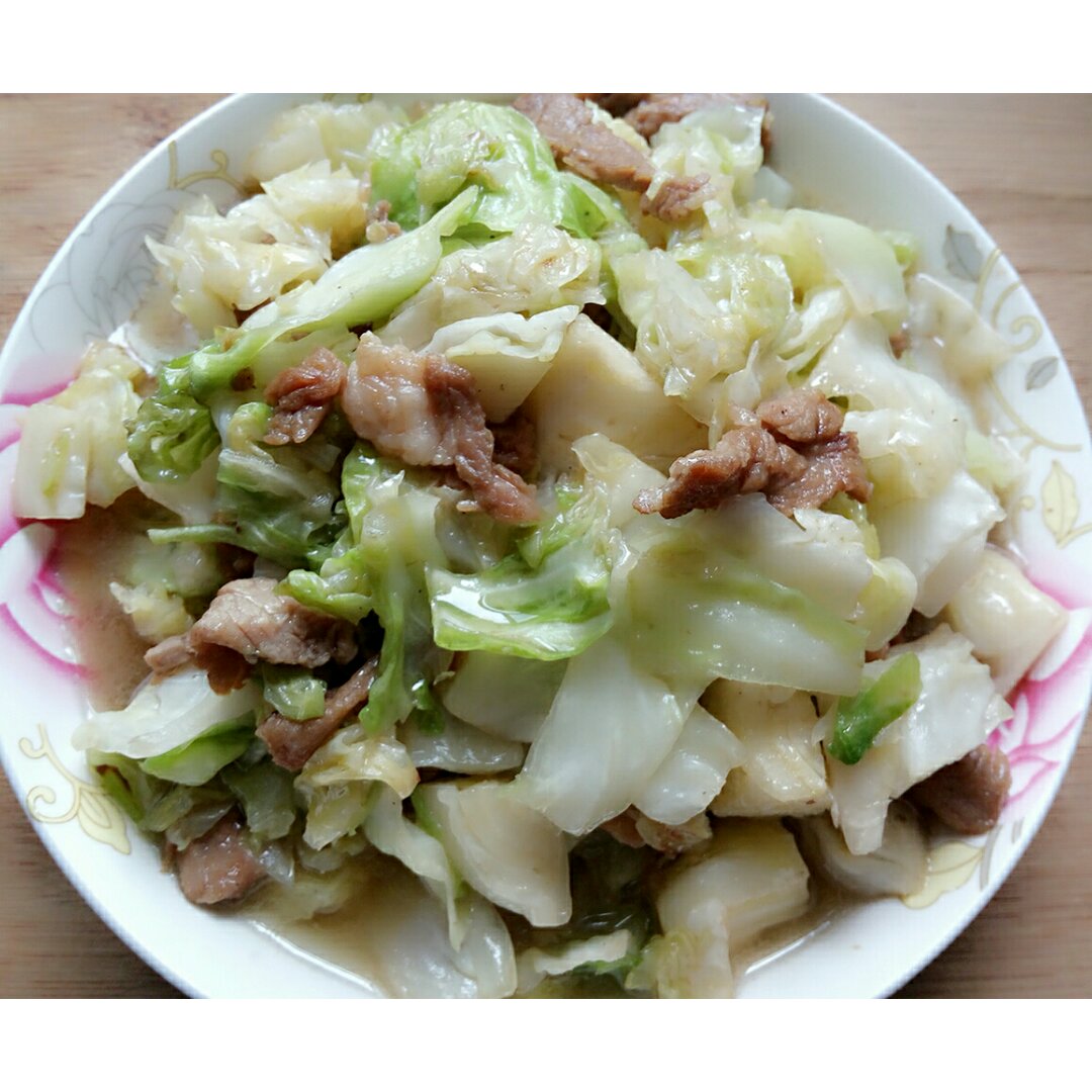 包菜炒肉
