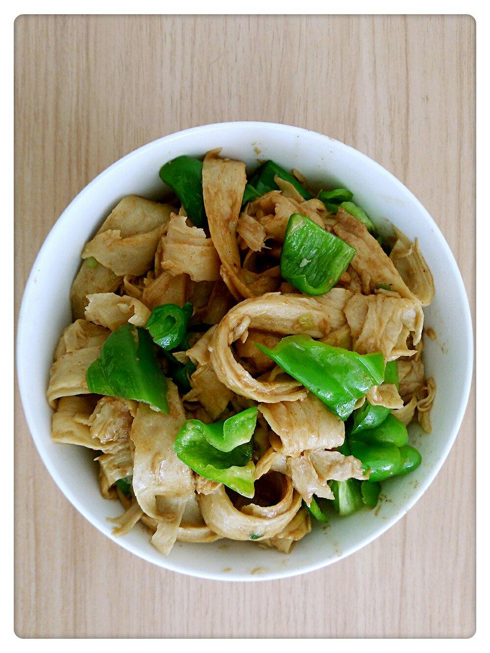 青椒炒面筋