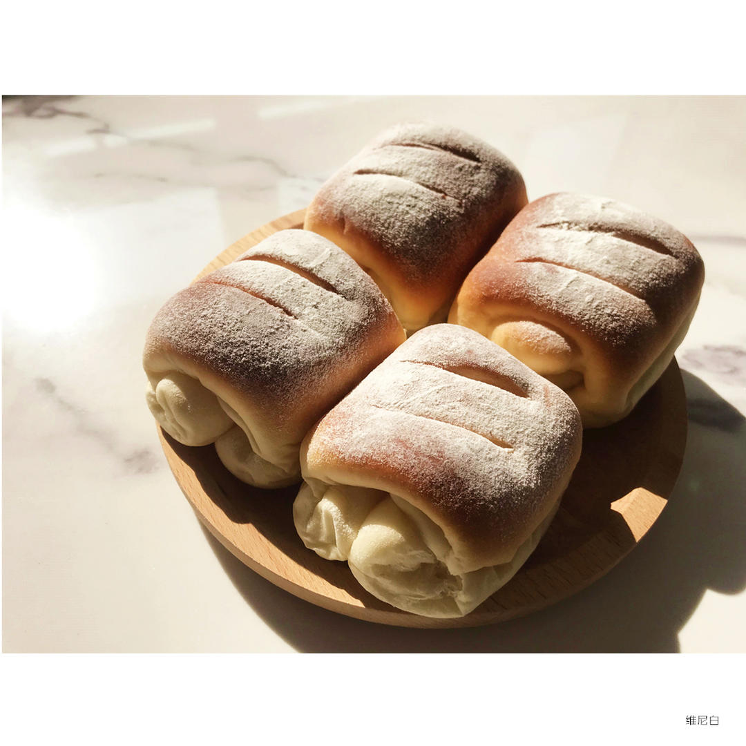 软到不知所措的牛奶卷