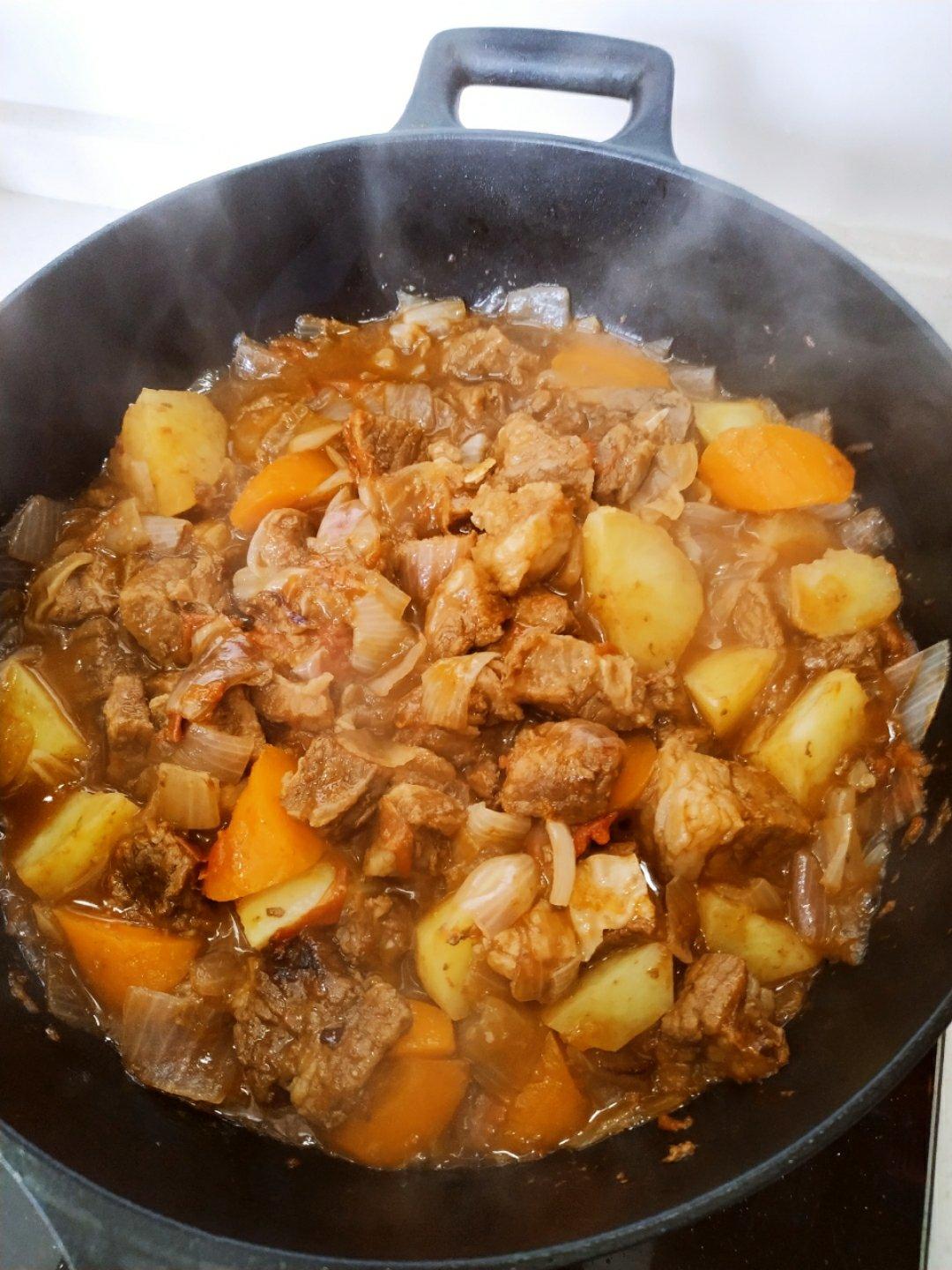 番茄土豆炖牛腩