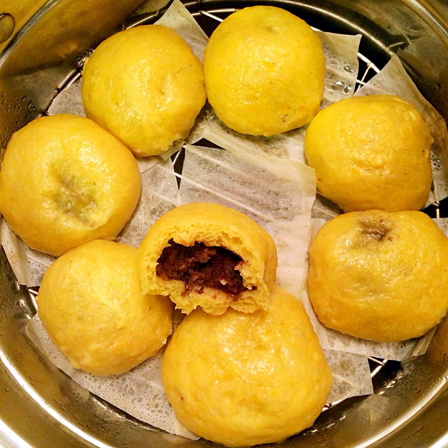 炒勺猫做的南瓜豆沙包