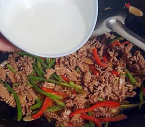 【正宗爆炒腰花的做法,最正宗的做法步骤图解_怎么做好吃】_下厨房