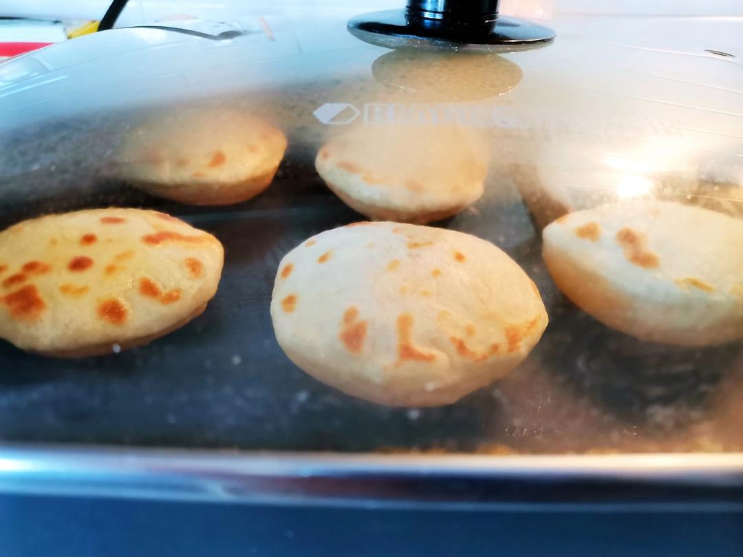 烫面小糖饼 柔软劲道 凉了也不硬 做法简单一看就会 附细节视频详解