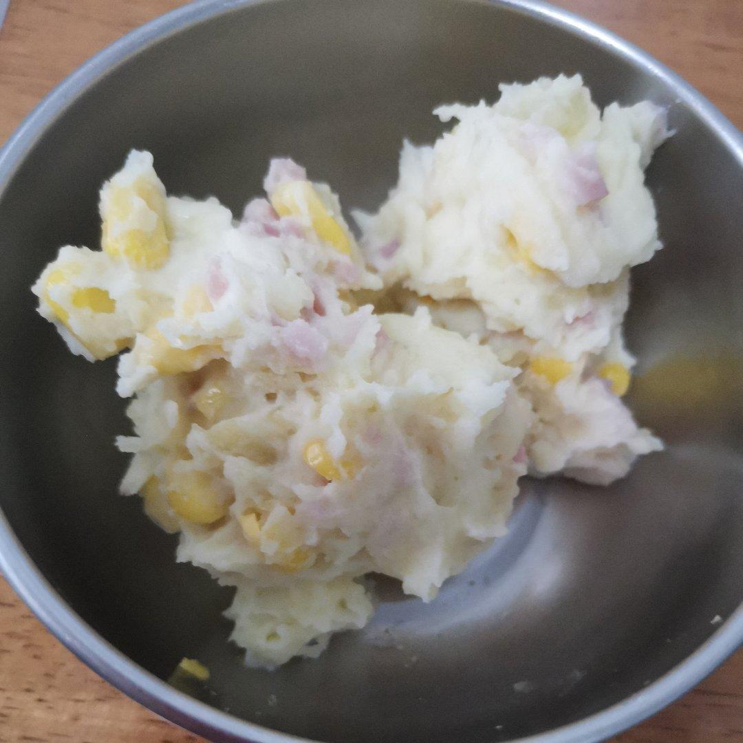 用料很足の土豆泥沙拉