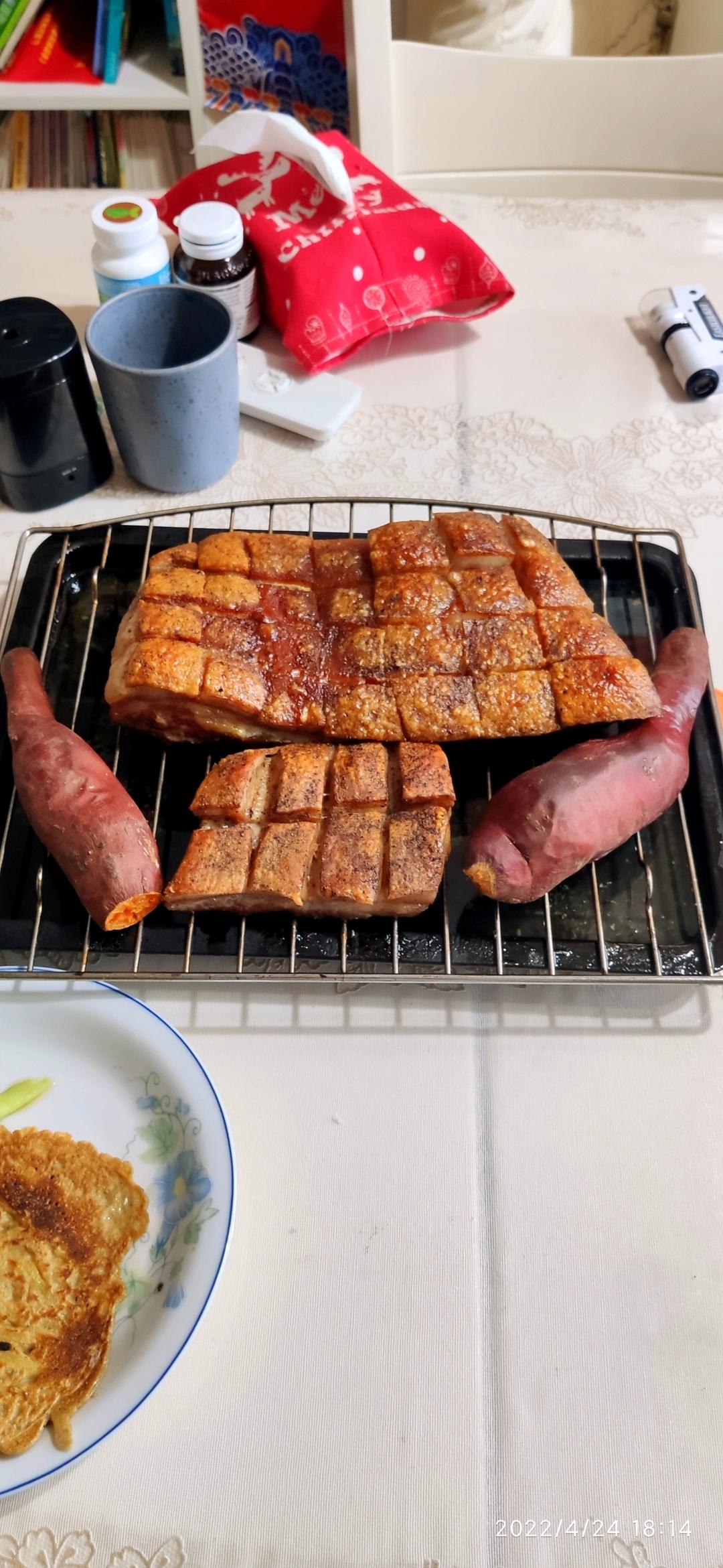 挪威邻居亲授-脆皮烤肉 烤猪五花肉（Ribbe)