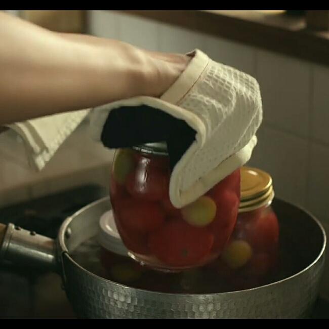 电影《小森林》里的西红柿罐头的做法