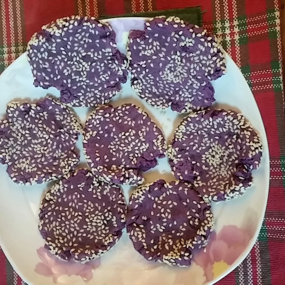 紫薯芝麻饼