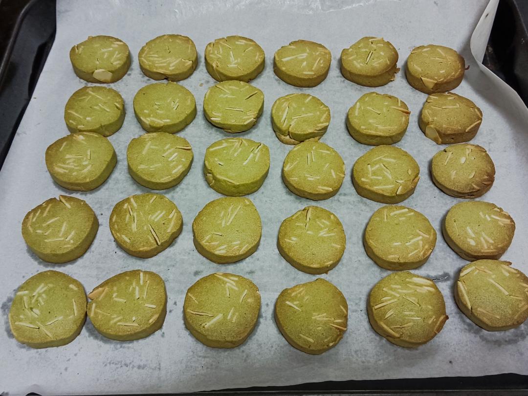 抹茶杏仁曲奇