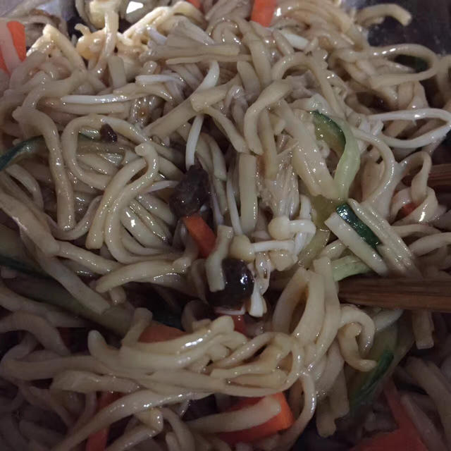 夏日快手凉拌面