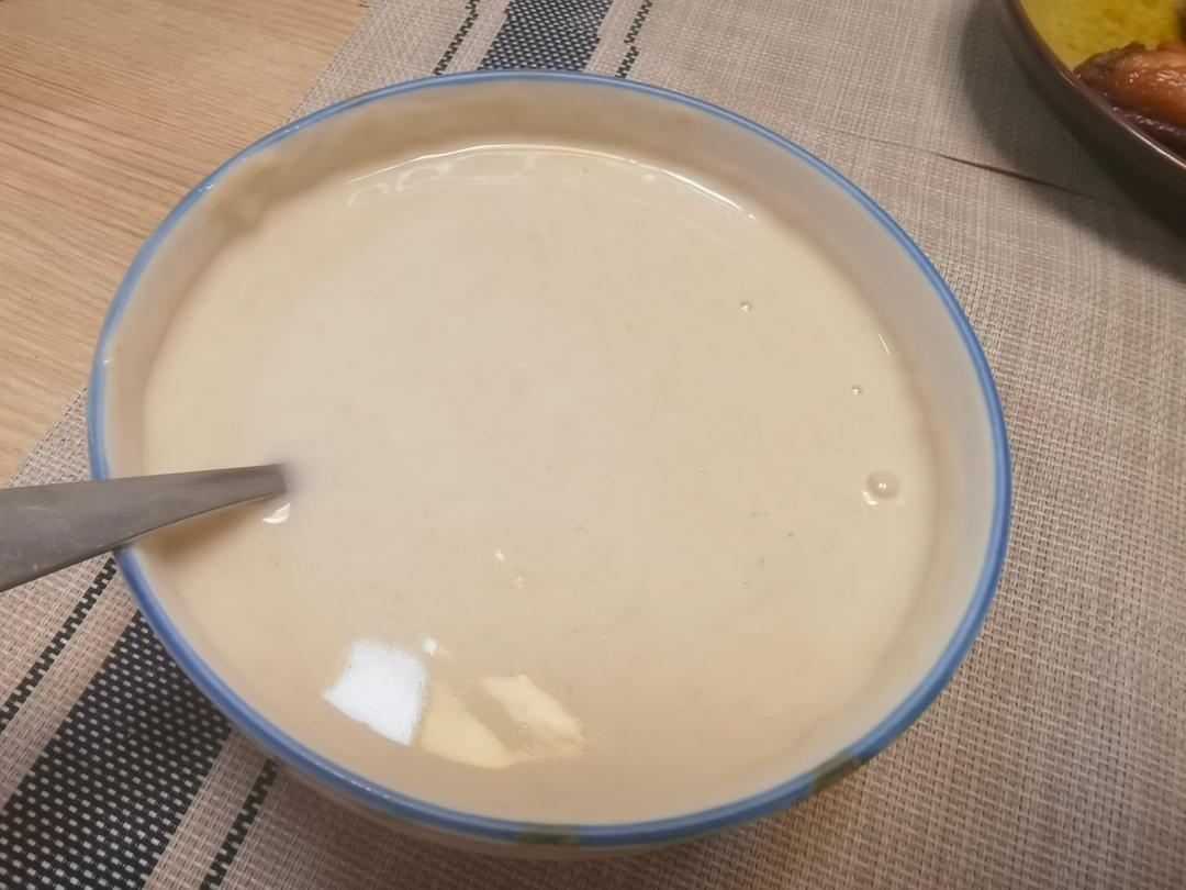 健康营养的苹果燕麦牛奶露！