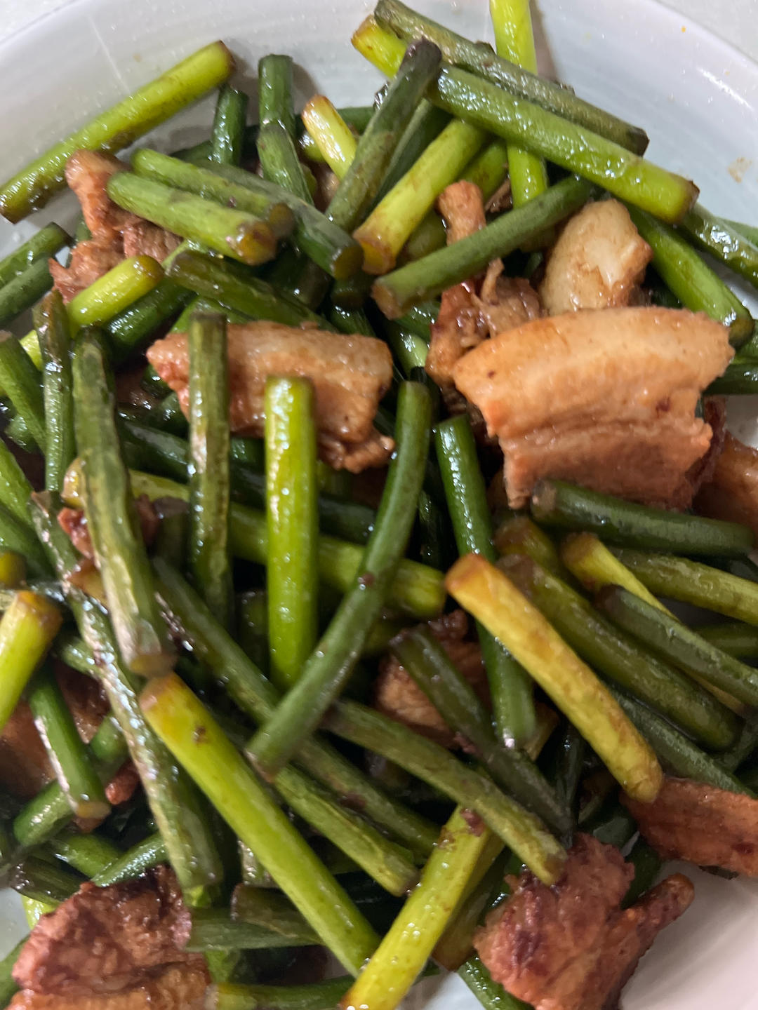 简单易做的下饭菜－蒜苔炒肉