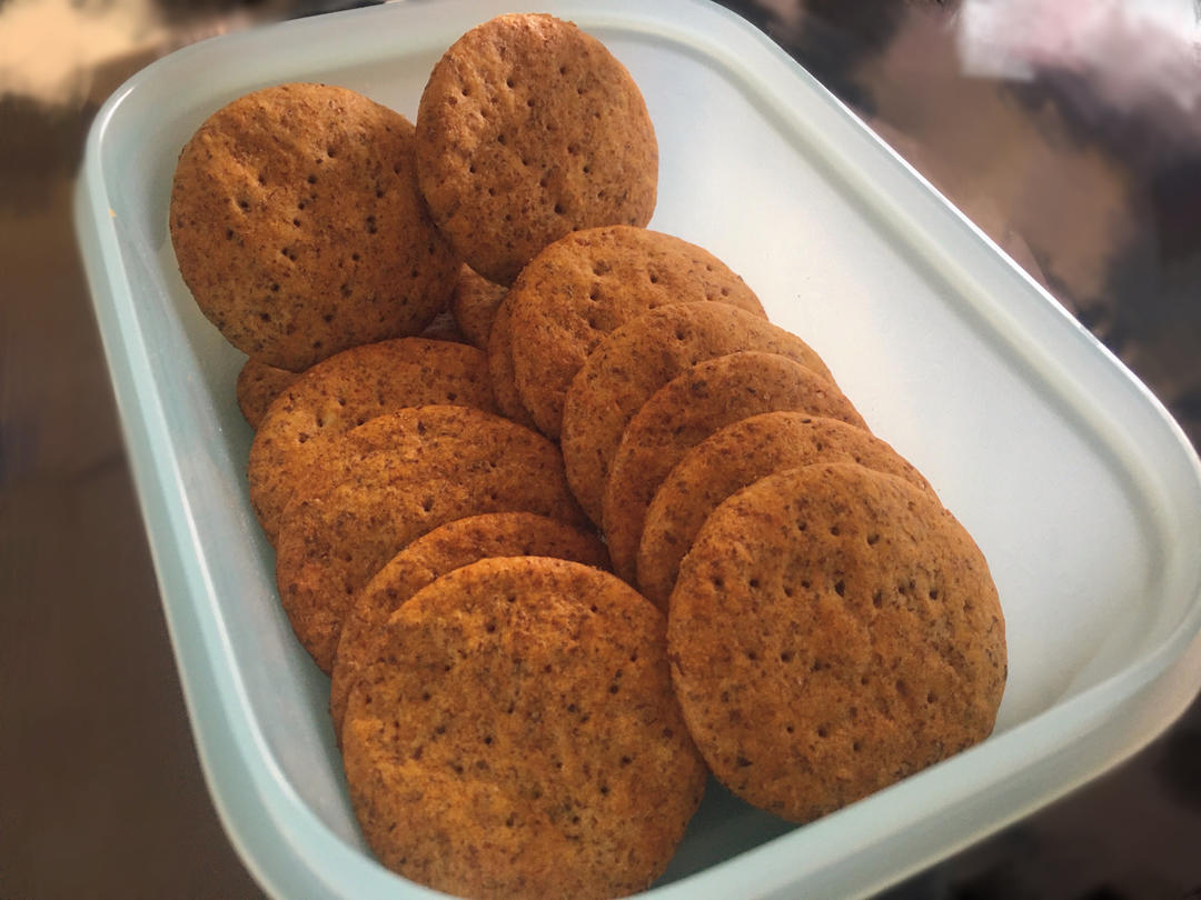 黑全麦消化饼干^_^减脂健身人士可吃的小零食