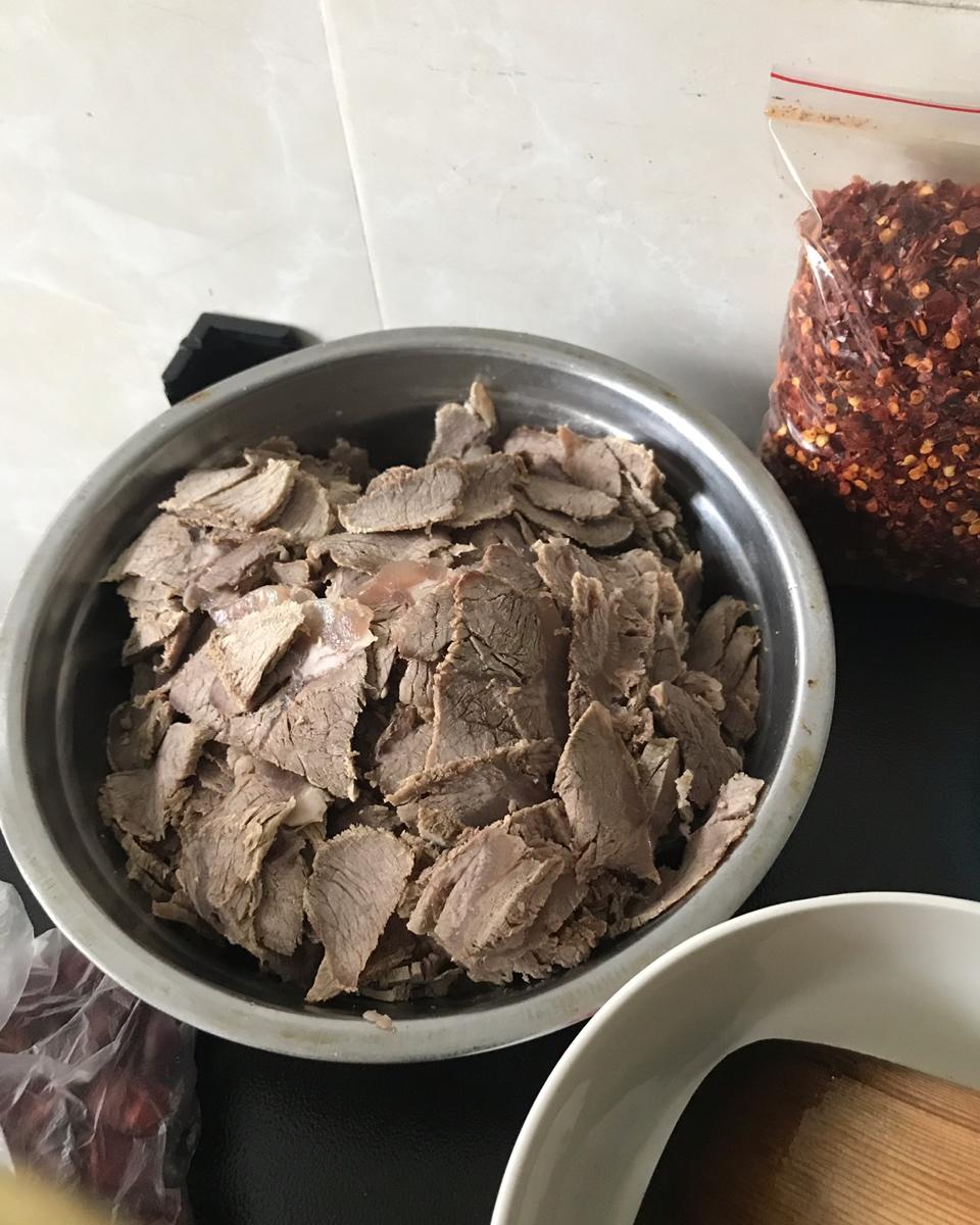 正宗湖南麻辣牛肉～