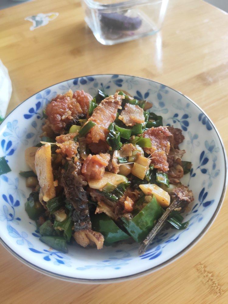 炸鱼煲