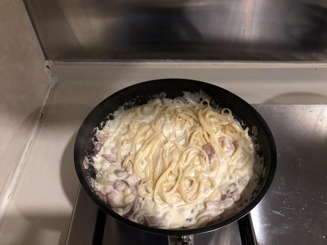 奶油培根意大利面 - Creamy Beacon Linguine