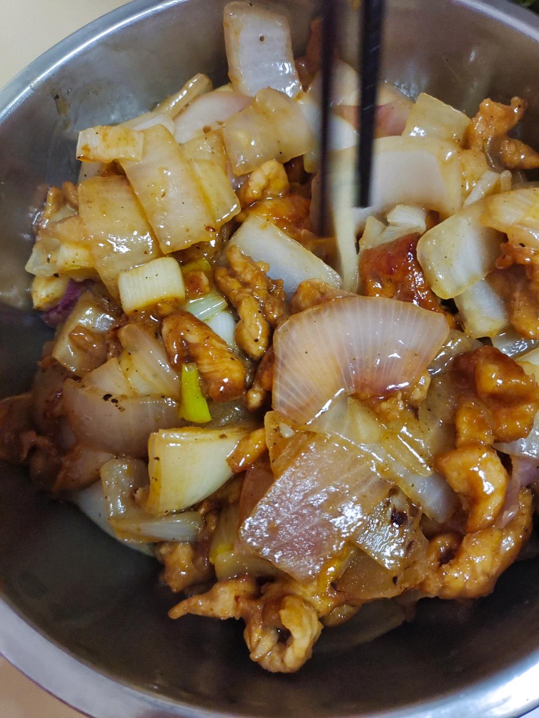 黑椒洋葱炒牛肉