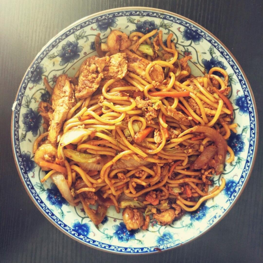 包菜炒面