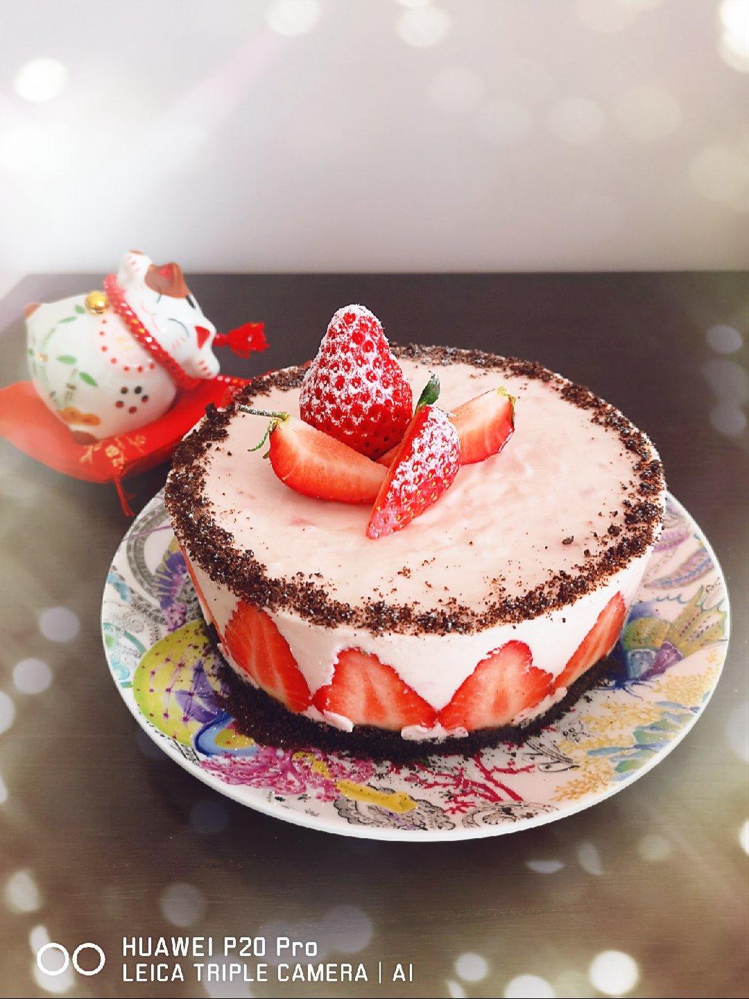 【春日红颜】草莓乳酪慕斯蛋糕