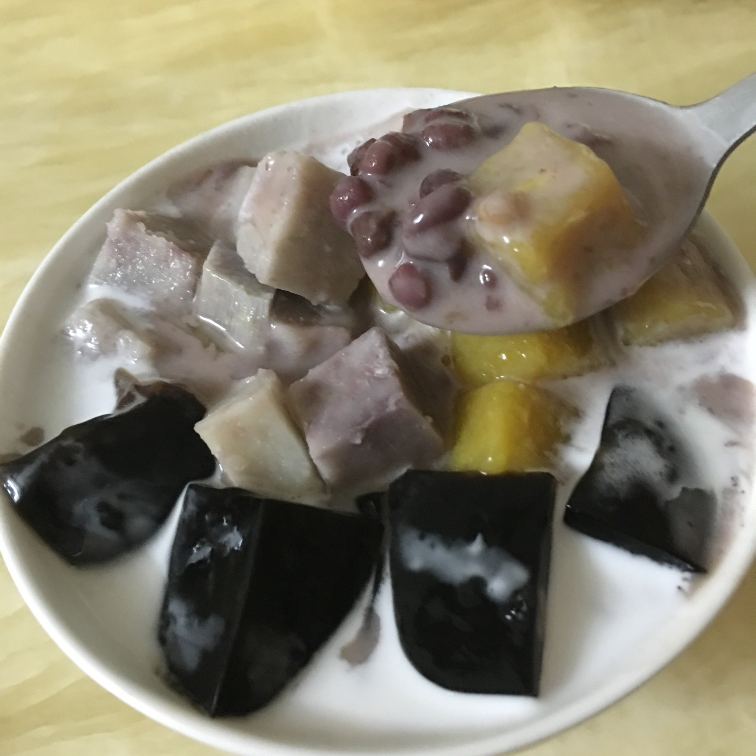 【好这口儿】做一碗镇住夏天的椰冰芋圆