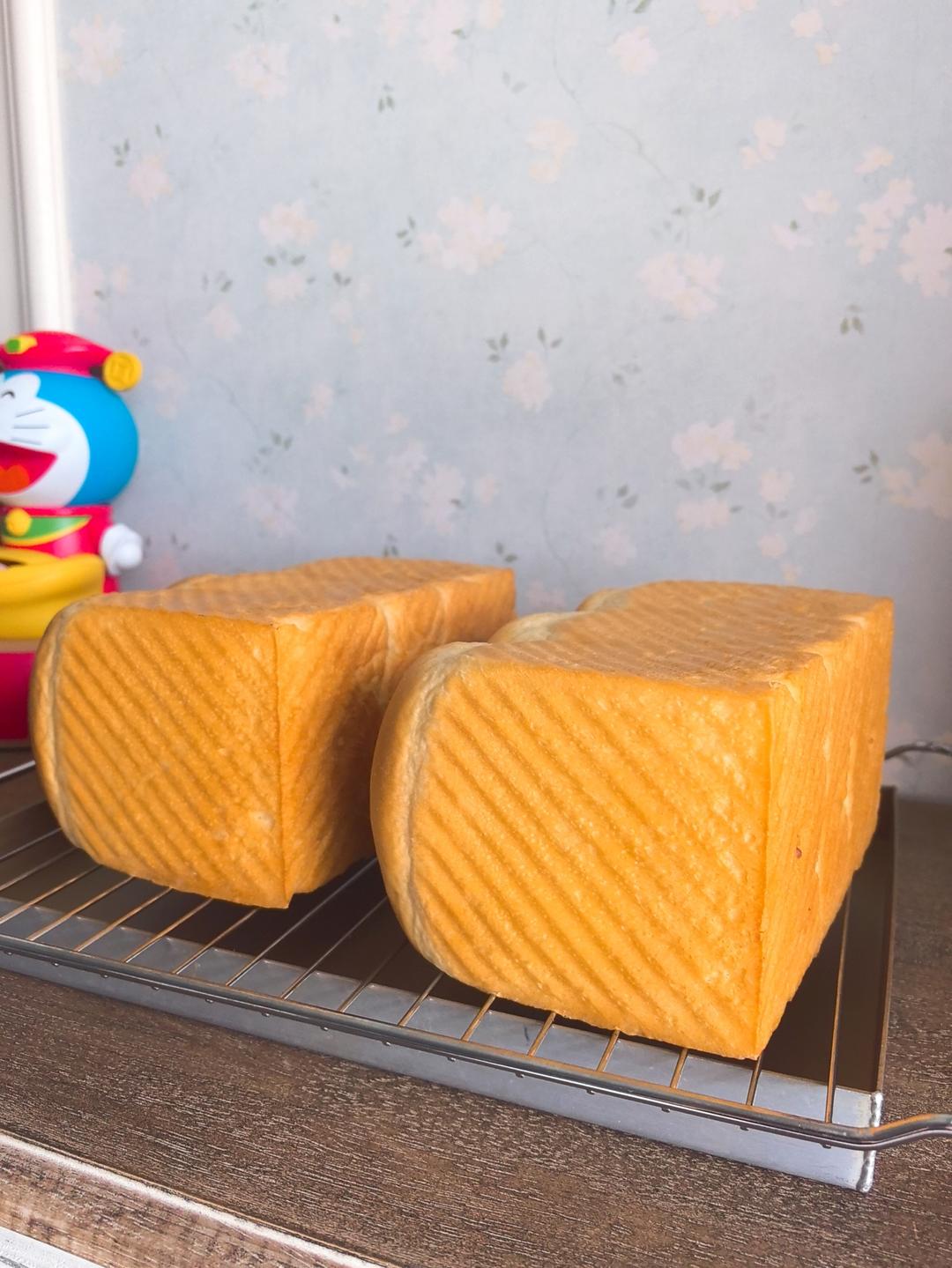 微咸味奶油吐司