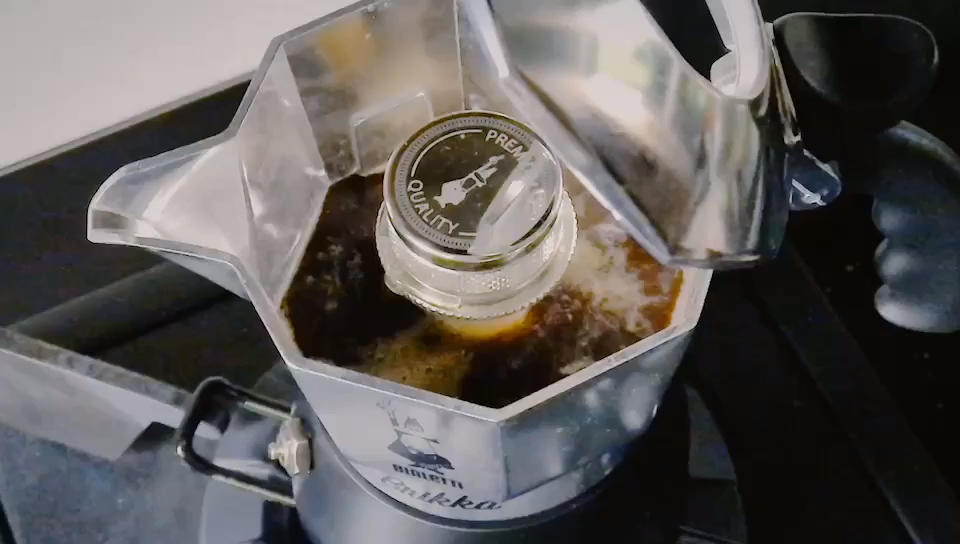 比乐蒂摩卡壶煮咖啡过程 都来刷你们的摩卡壶