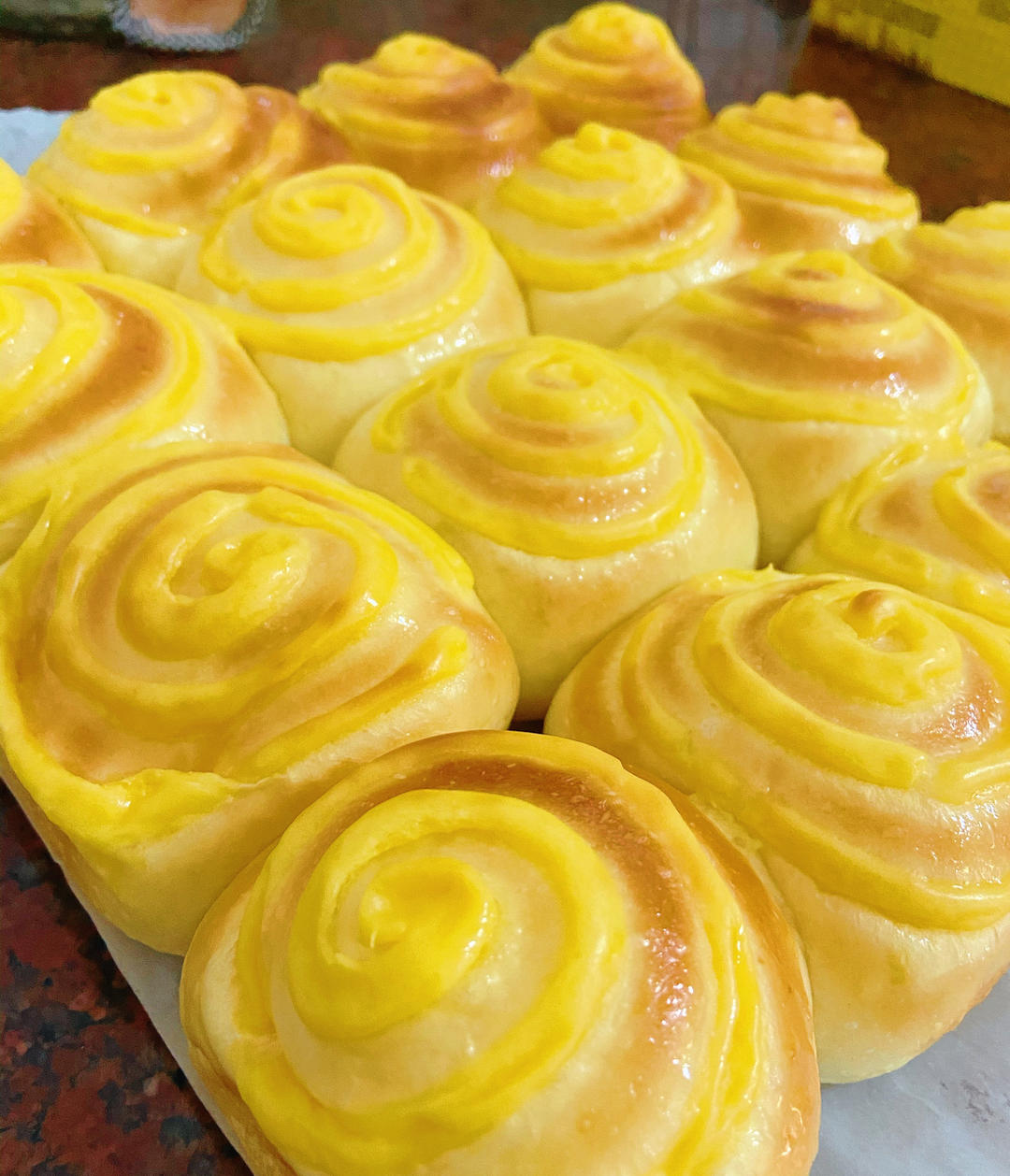 蛋奶酱包进面包里，太美味！【卡仕达面包】