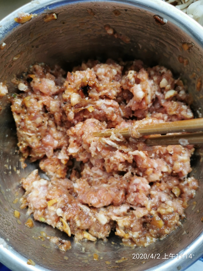 猪肉香菇饺子的做法 步骤11