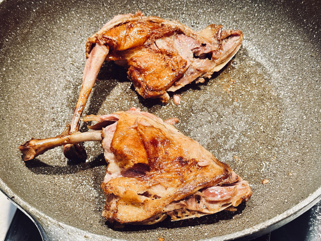 【0304】油封鸭腿（Duck Confit） <302小厨房>