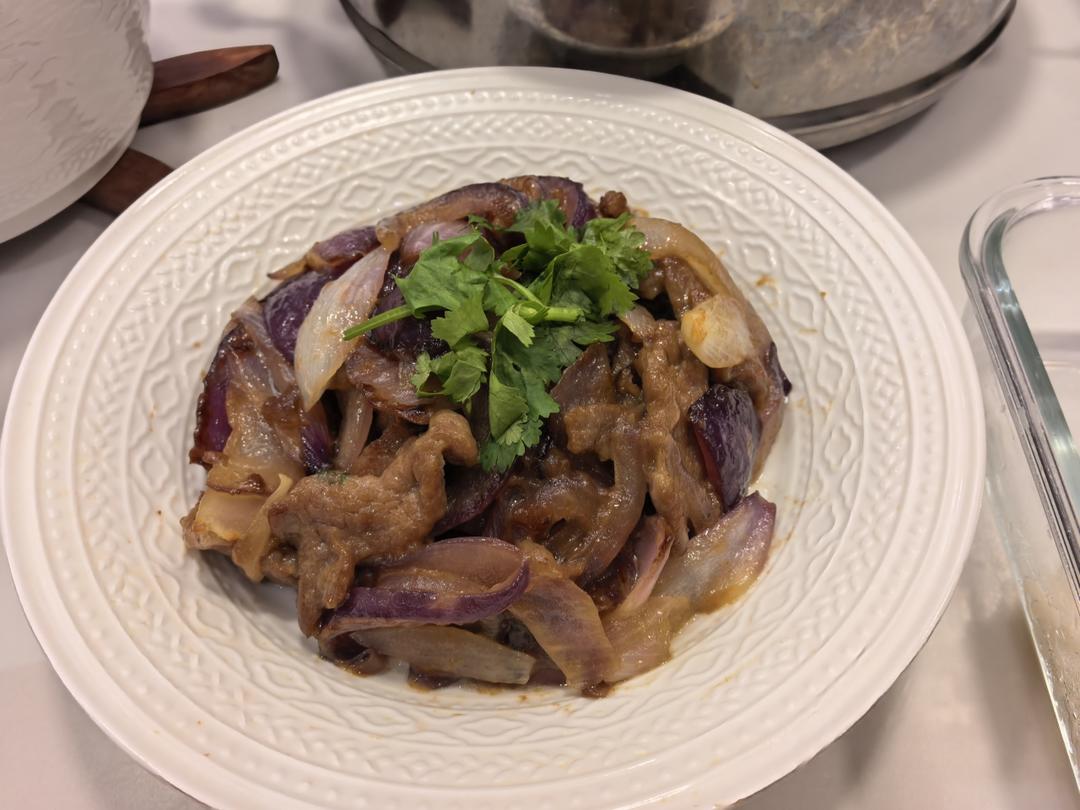 洋葱炒牛肉