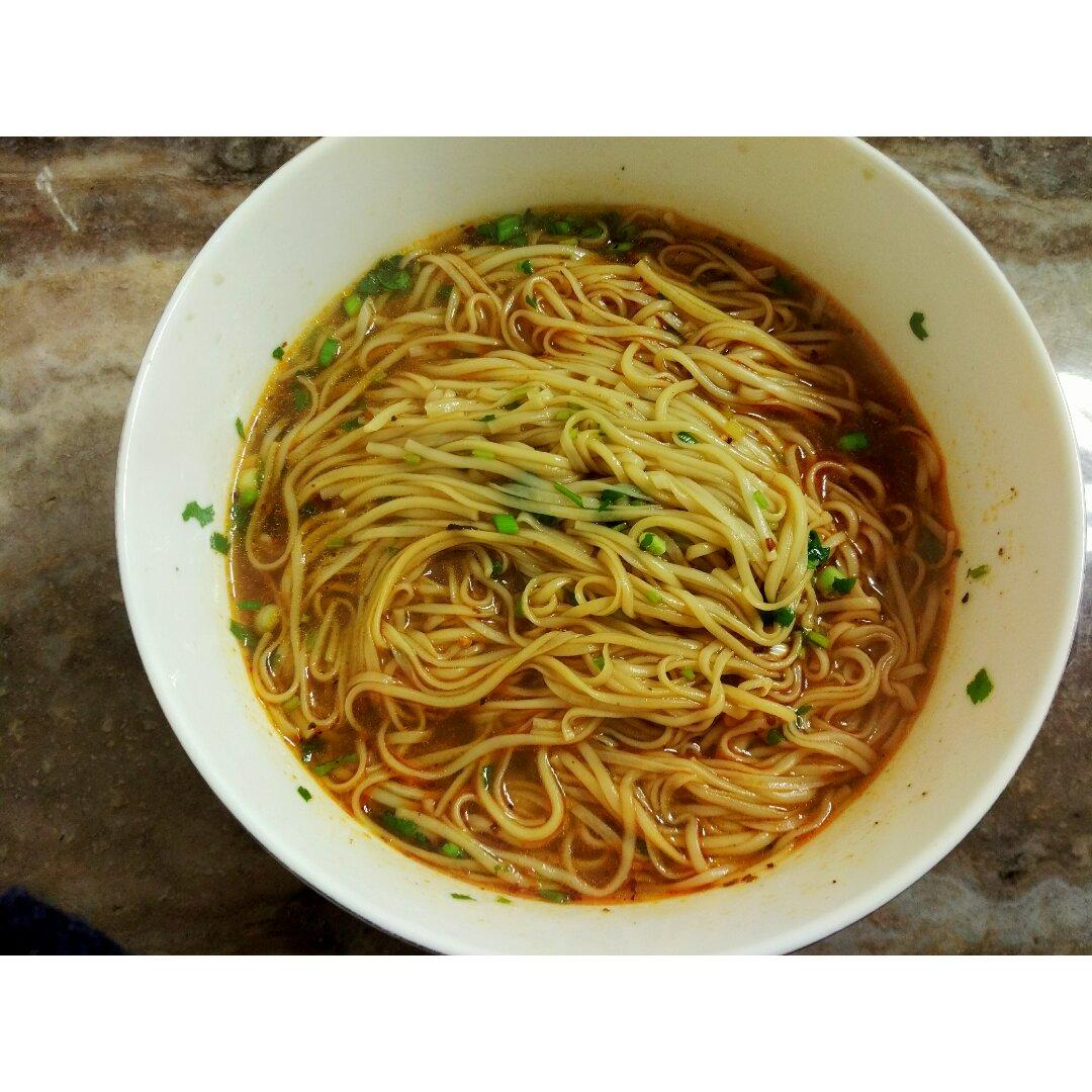 我的一人食：酸汤挂面