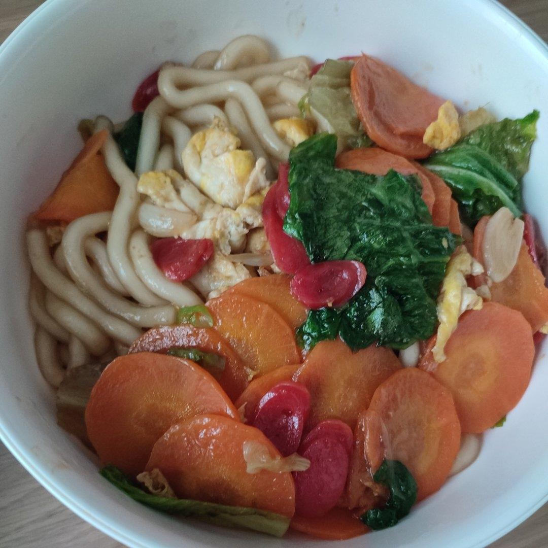 比路边摊好吃百倍的火腿炒土豆粉