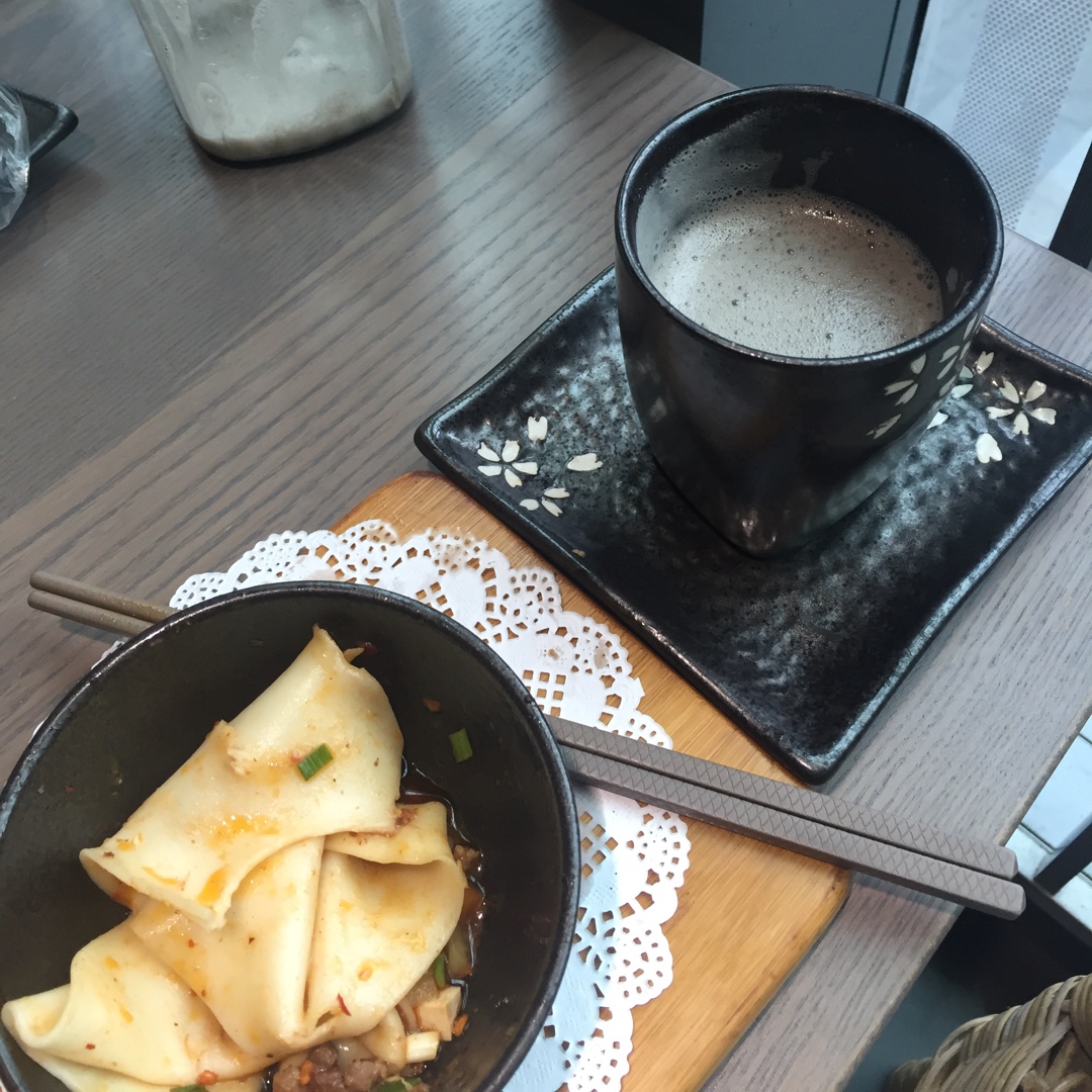 陕西面食之油泼辣子biangbiang 面