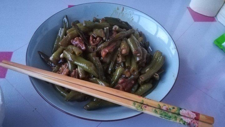 超简单的东北炖豆角