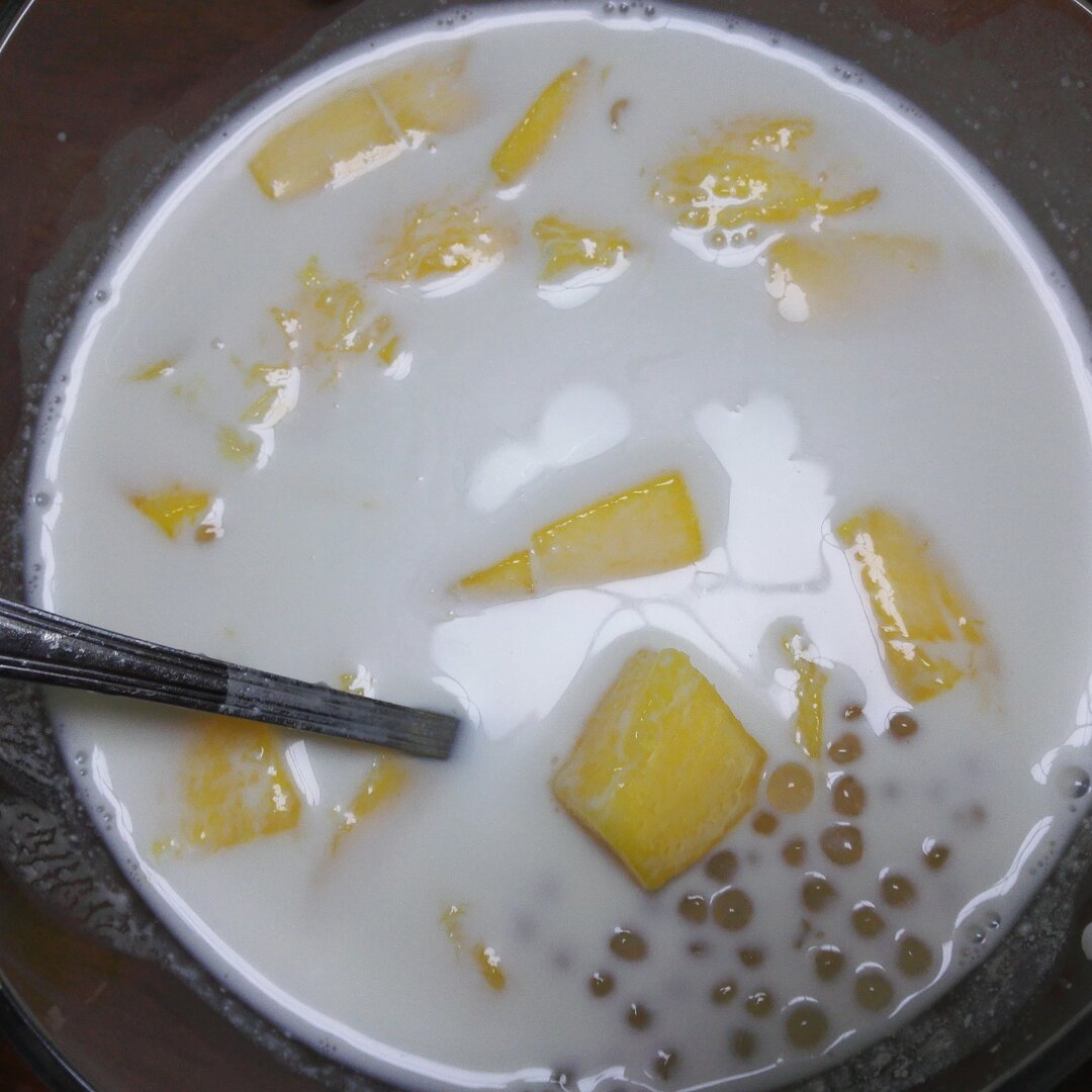 芒果椰汁西米露