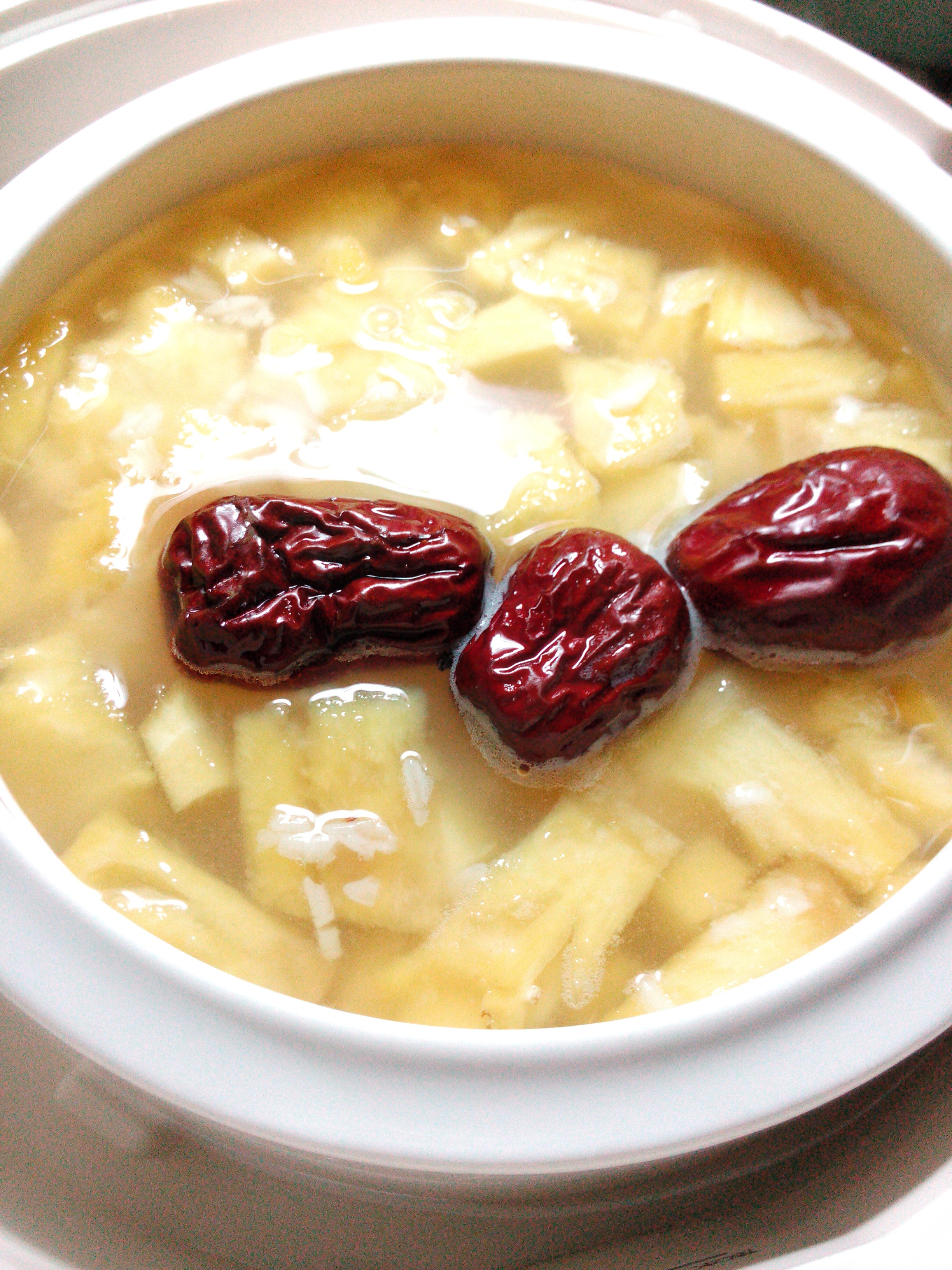 松果子^ω^做的菠萝米酒汤