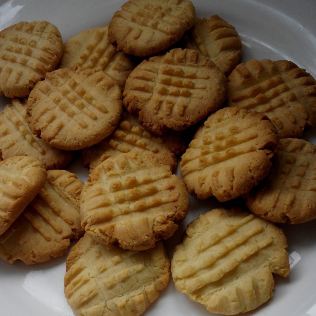 牛奶饼干