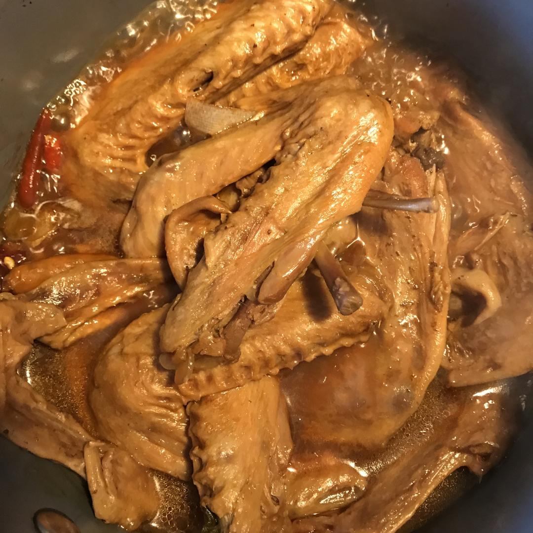 香卤鸭掌（好吃得不得了）