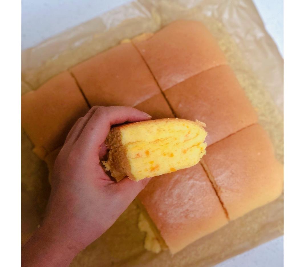 古早味蛋黄夹心蛋糕