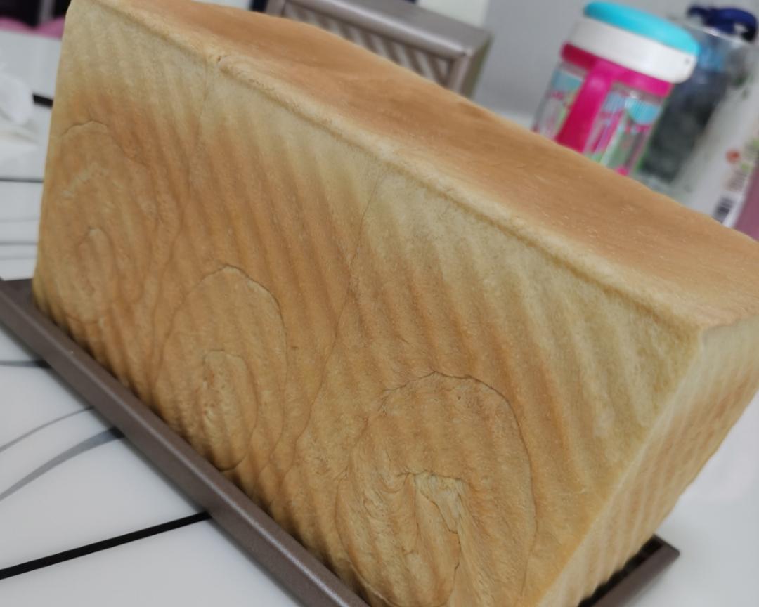 没有面包机也可以轻松做出拉丝吐司的做法